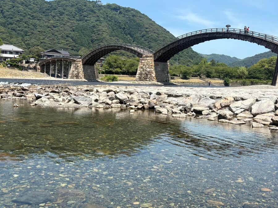 Hiroshima Day Trip: Kintaikyo Bridge & Miyajima Highlights - Why This Tour Is Worth Considering
