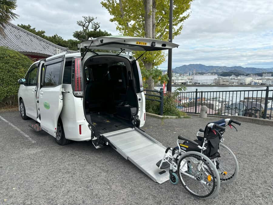 Hiroshima Wheelchair-Accessible & Senior-Friendly Car Tour - Detailed Breakdown of the Itinerary