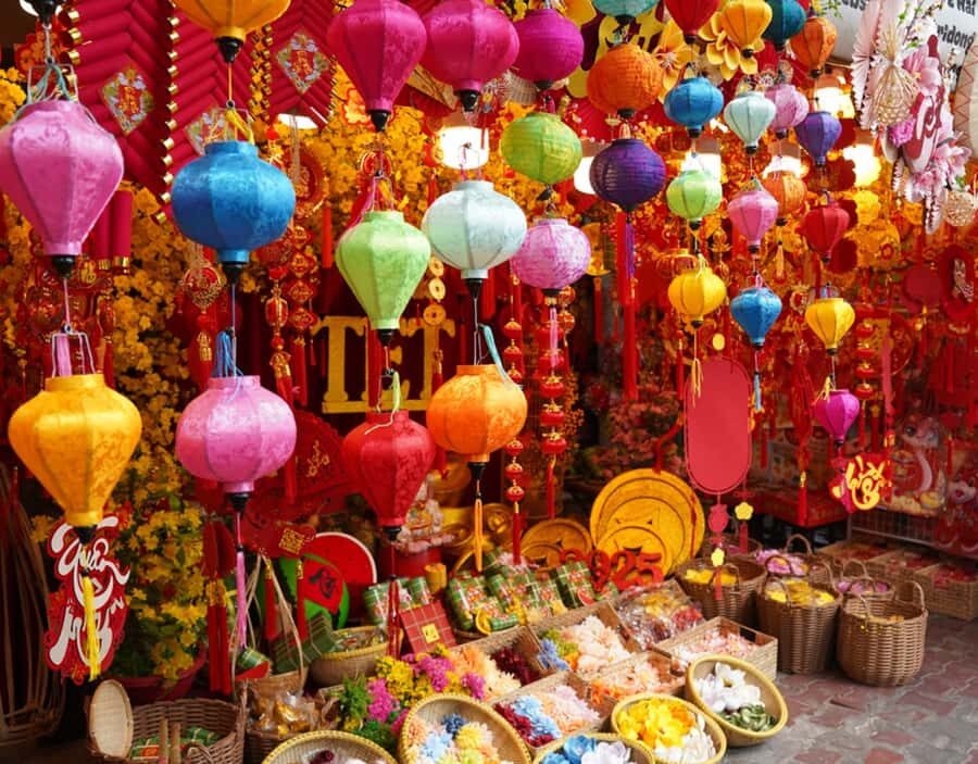 Ho Chi Minh City: 5 Trade Streets of Saigon with Local Guide - The Practical Side: What to Expect and How to Prepare