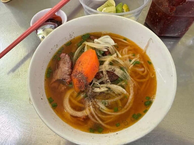 Ho Chi Minh: Original Walking Street Food Tour With Foodies - Who Will Love This Tour?