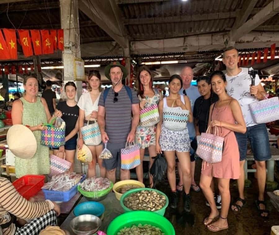 Hoi An: Basket Boat Ride & Cooking Class with Market Visit - Exploring the Itinerary in Detail