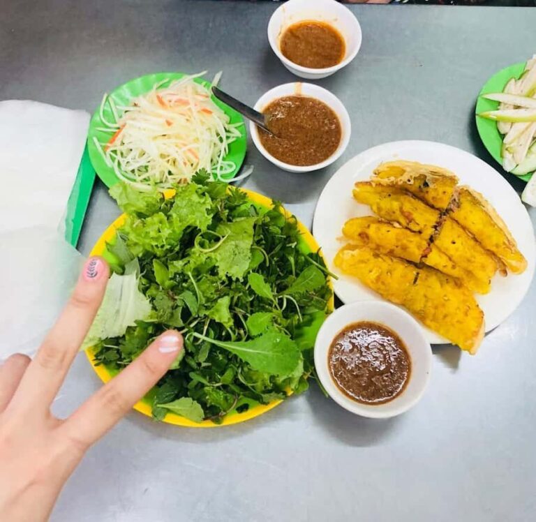 Hoi An Street Food Tour Walking Tour with Local Foodies - Who Should Consider This Tour?