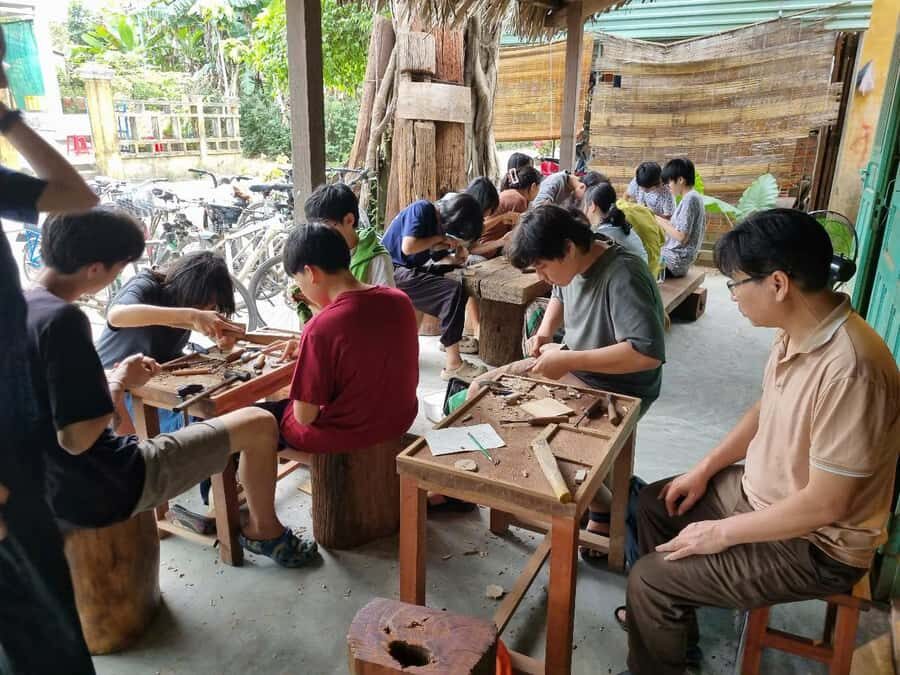 Hoi An: Wood Carving Workshop with Local Craftsmen - The Workshop Experience: Hands-On Creation with Expert Guidance