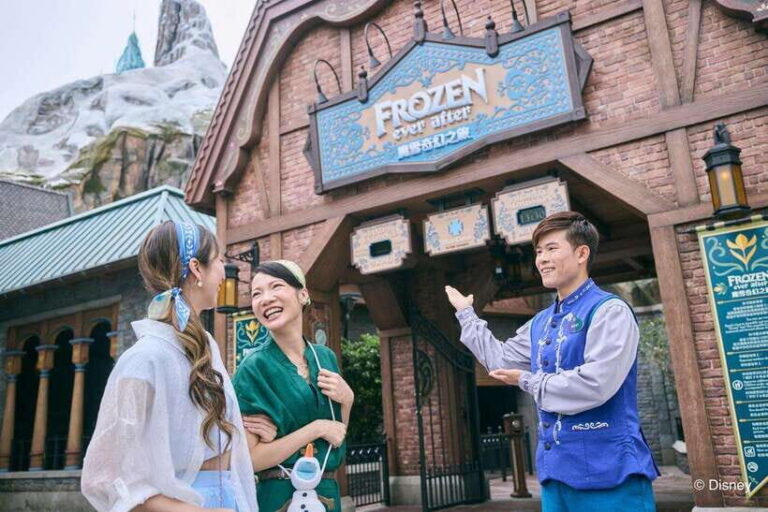 Hong Kong Disneyland: Disney Premier Access - Who Should Consider This Experience?