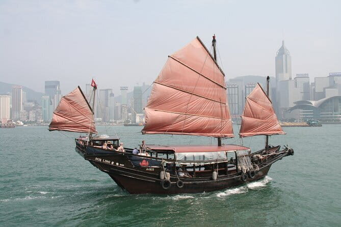 Hong Kong Full-Day Private Walking Tour with a Local Guide - In-Depth Look at the Itinerary