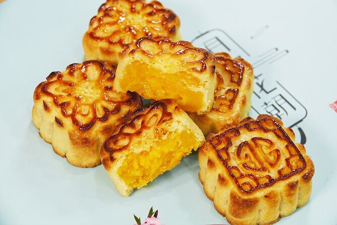 Hong Kong gourmet baking experience class: Hong Kong-style egg tart + custard mooncake - The Value of the Experience