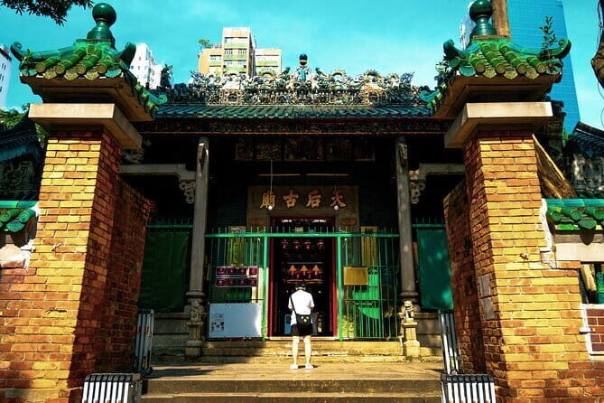 Hong Kong: Kowloon Street Market & Food Culture Walking Tour - What You Get — Value and Experience