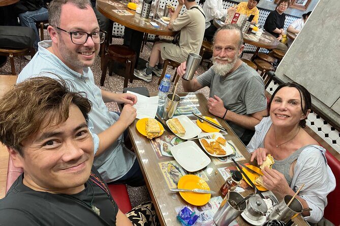 Hong Kong Private Food Tour with Michelin Street Food - What Travelers Are Saying