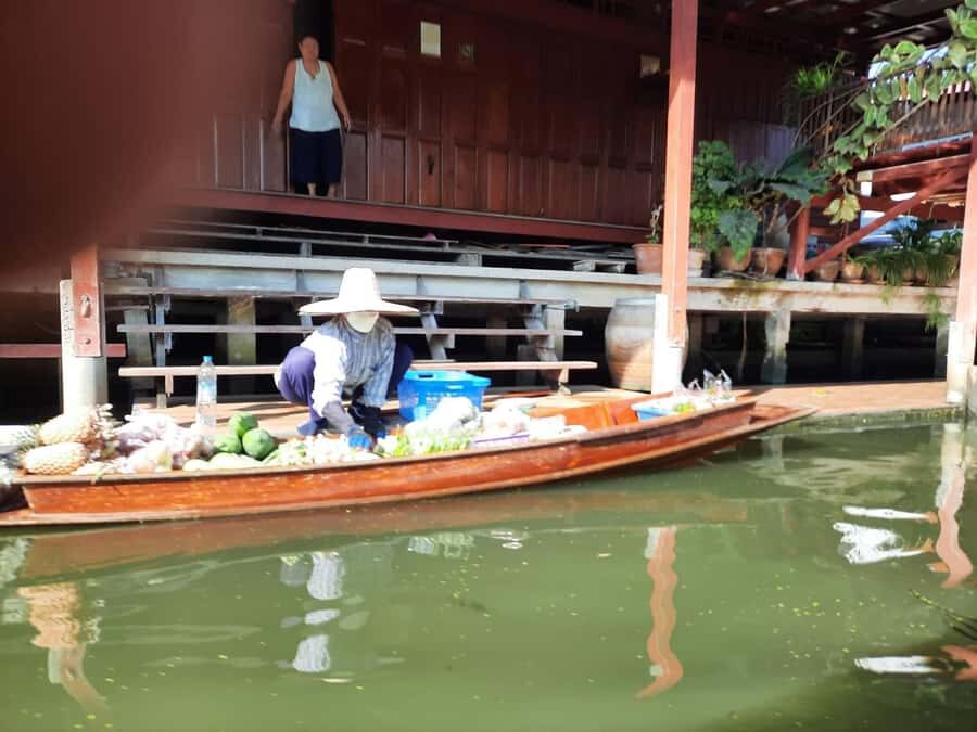 Hua Hin: Maeklong Railway & Amphawa Floating Markets Tour - What Sets This Tour Apart? Practical Insights