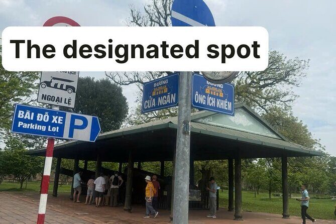 Hue Imperial City Walking Tour maximum 12 pax - What Reviewers Say