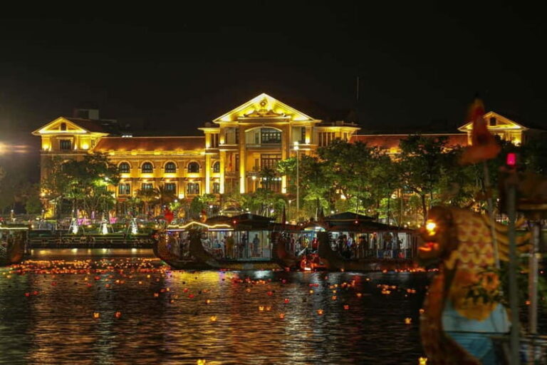 Hue: Perfume River Dinner Cruise with Traditional Show - The Reality Behind the Experience: Insights from Guests