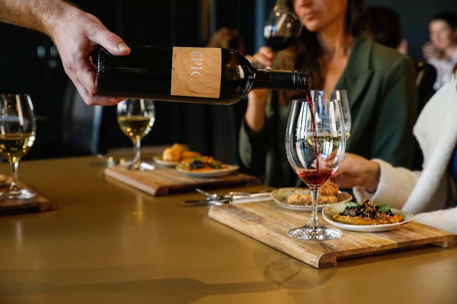 Hungerford Pairing Experience: Hunter Valley Wine & Food - The Experience: Atmosphere and Service