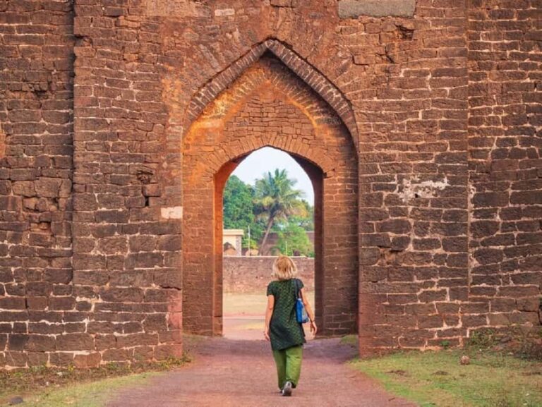 Hyderabad: Bidar Guided Day Trip with Hotel Pickup - Exploring Bidar Fort