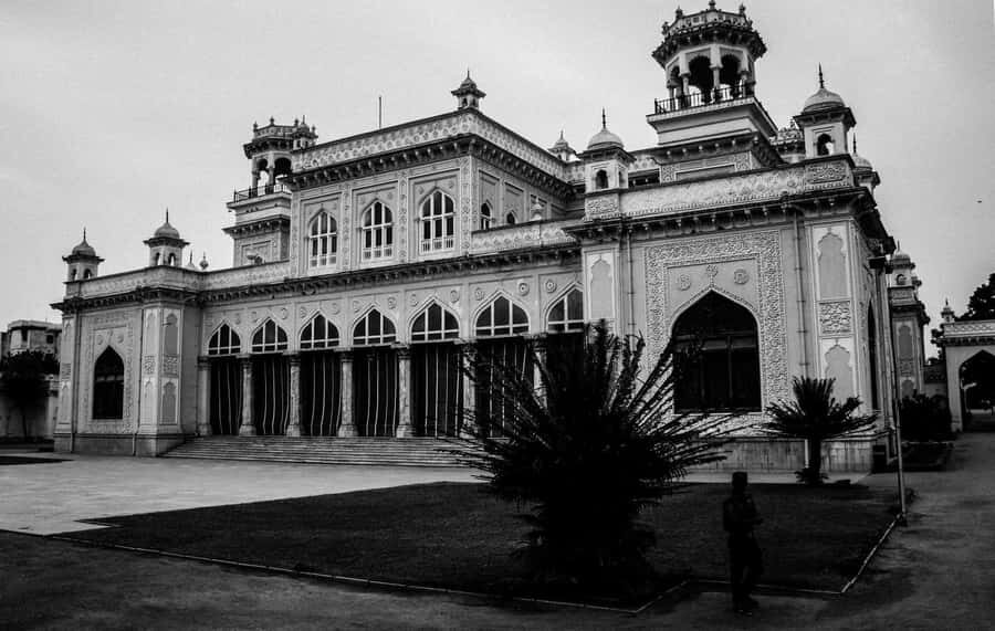 Hyderabad: Private Heritage & History Tour with Lunch - Practical Insights: What Makes this Tour Valuable