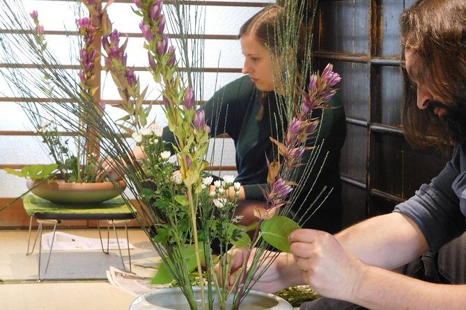 Ikebana Experience in Kyoto Townhouse - The Experience Itself
