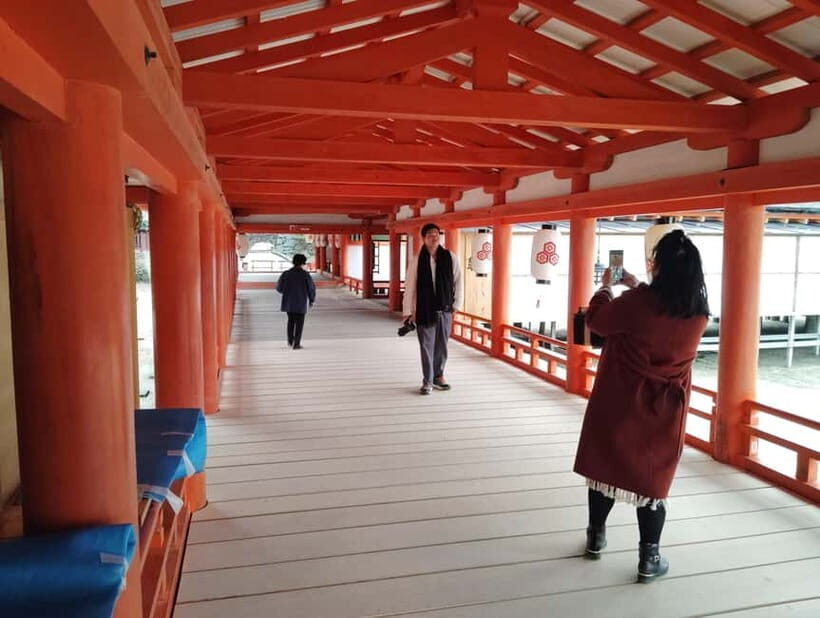 Itsukushima Shrine: Guided Tour with a Local - Why This Tour Offers Value
