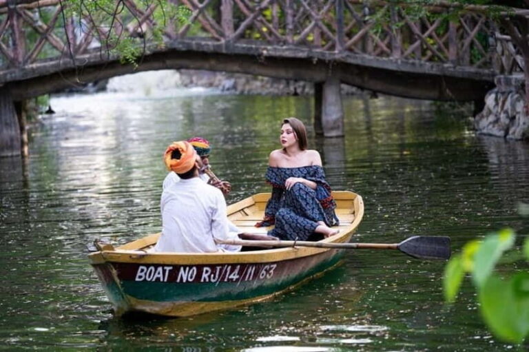 Jaipur Chokhi Dhani Village Dinner with Transfers with guide - How Does It Compare in Value?