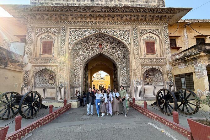 Jaipur: Full Day City Highlights Tour with Tour Guide - What to Expect from the Experience