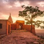 Jaipur Night Tour with Scenic Sunset at Monkey Temple - Exploring the Itinerary in Detail