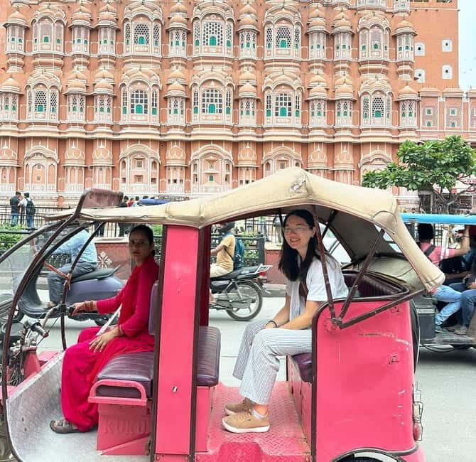 Jaipur Private City Tour with a Women-Driven E-Rickshaw Ride - The Itinerary in Detail