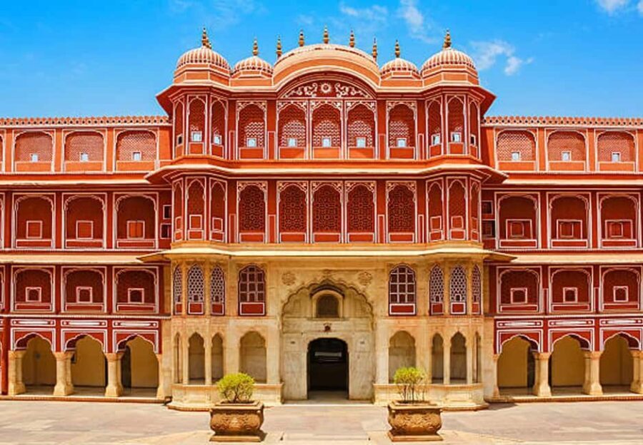 Jaipur: Private Full-Day Tour with Guide and Transport - Who Should Consider This Tour?
