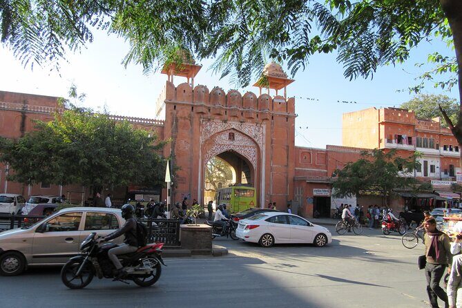 Jaipur Private Sightseeing Full Day Tour By Car and TukTuk - Transport and Convenience