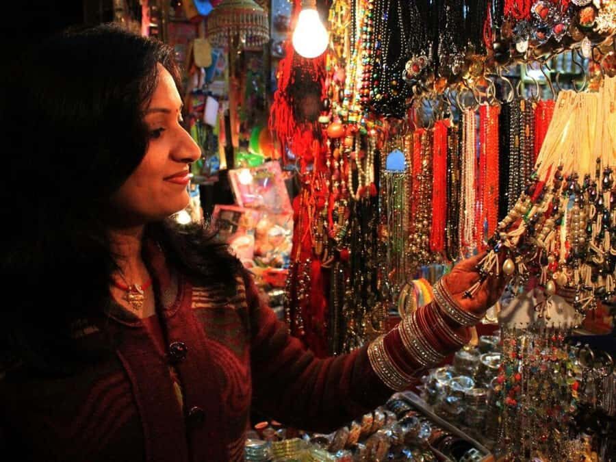 Jaipur Shopping Tour  Half Day with Male/Female Guide - The Itinerary Breakdown: What You Can Expect