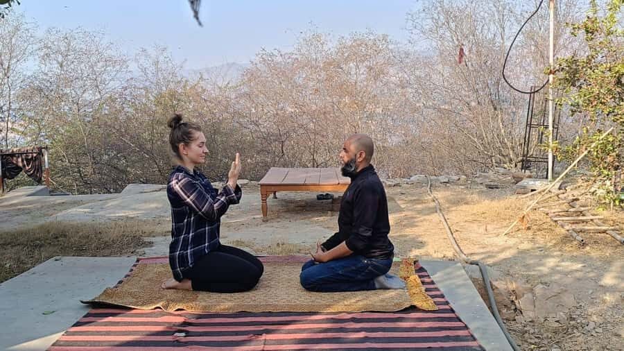 Jaipur: Yoga & Meditation Learning with Holy Walk - Detailed Breakdown of the Itinerary