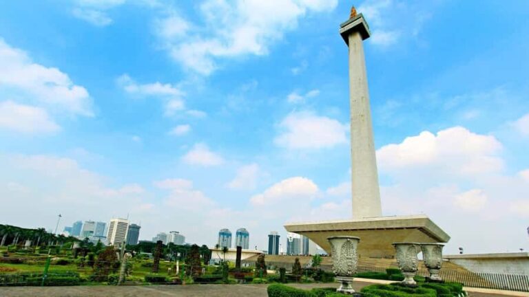 Jakarta: Guided Instagram Tour of Monas - The Itinerary in Detail