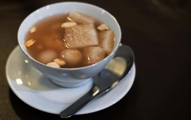 Jakarta: Local Street Food Shared Tour with MRT Jakarta - Authenticity and Local Insights