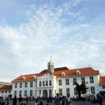 Jakarta: National Monument, Mosque, and Old Town Tour - Practical Considerations