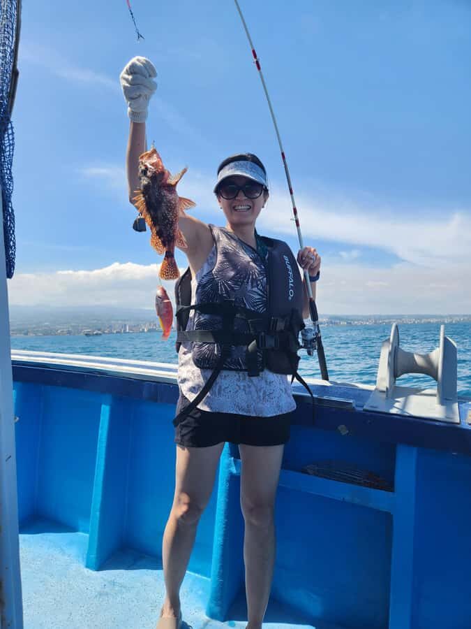 Jeju: Hidden Gems Sea Boat Fishing Tour with Lunch - The Experience in Detail: What to Expect