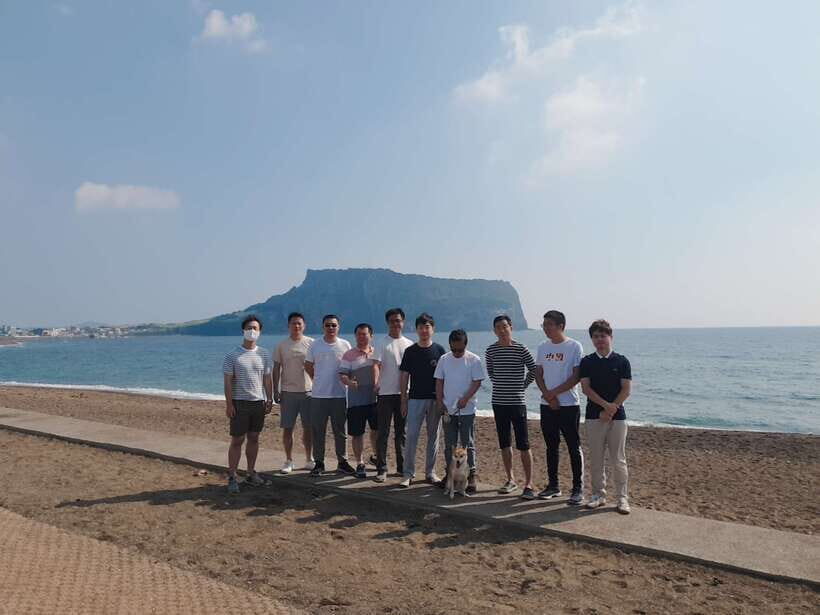 Jeju Island: Hallasan Mountain Winter Scenery Guided Tour - Who Would Love This Tour?