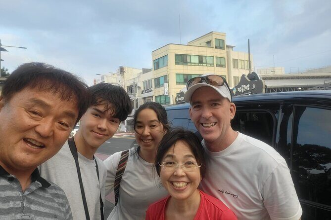 Jeju island Jumbo Taxi Private Tour with Mr.Hong South of Jeju - Value and Practicality