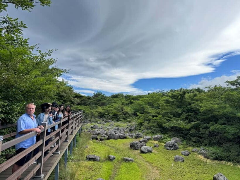 Jeju: Popular Sightseeing Private Car Charter Tour - The Itinerary Breakdown