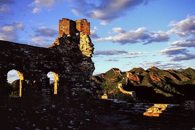 Jingshanling Great Wall and Gubei Water Town Day Tour - Gubei Water Town: A Living Picture