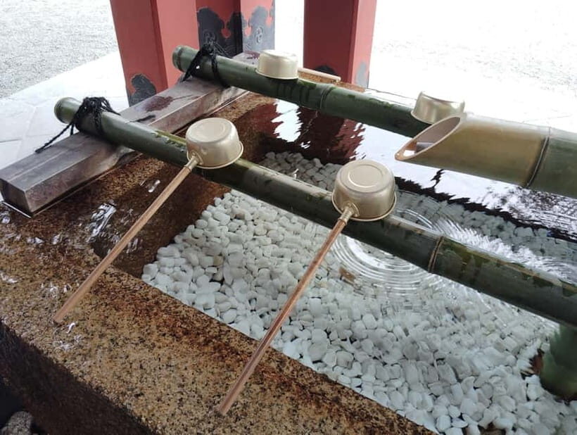 Kamakura: Tsurugaoka Hachimangu & Komachi Street Tour - Who Should Consider This Tour?