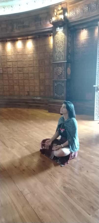 Kandy: Hidden Gems & Artisan Crafts Tuk Tuk Adventure - Visiting the Temples Off the Beaten Path