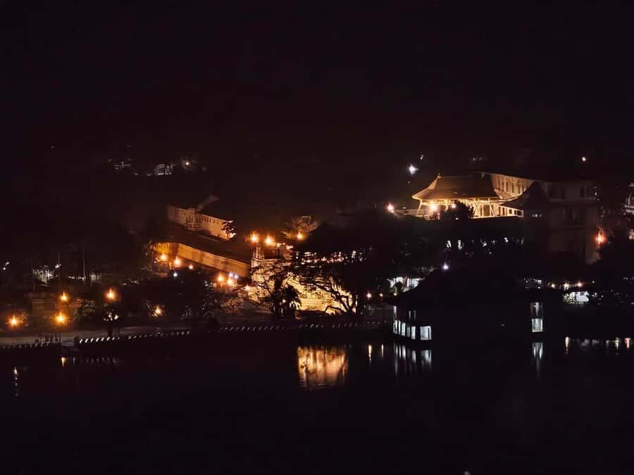 Kandy: Night Tour with Boat Safari, Cultural Show & Temples - Practical Details and Tips