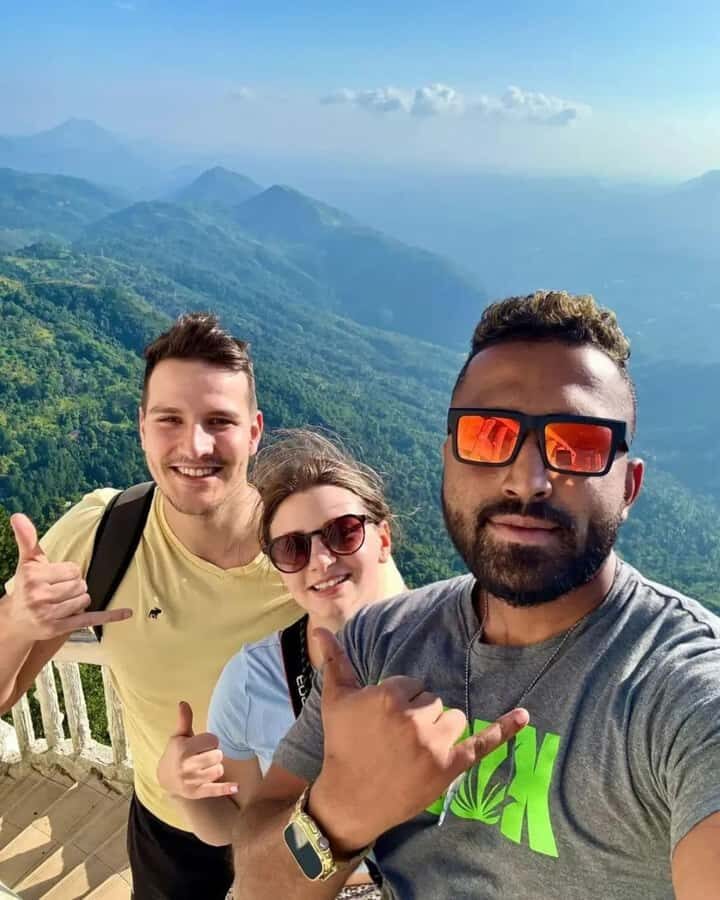 Kandy: Ramboda & Puna Falls with Ambuluwawa Sky Tower Sunset - The Full Experience: What to Expect from This Tour