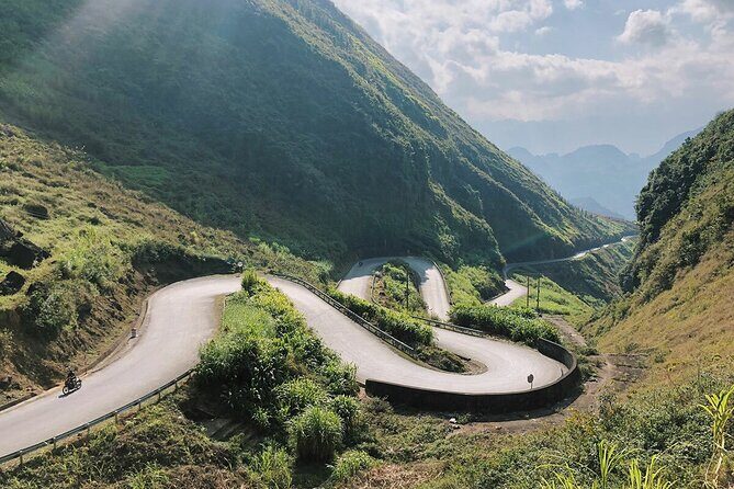 Karst Plateau Geopark Tour 3 Days 2 Nights From Hanoi - Transportation, Group Size, and Practicalities