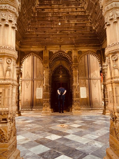 Kashi :: Heritage Walk into old city with morning boat ride - The Sum Up