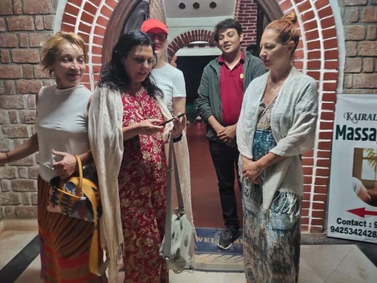 Khajuraho: 2-Day Sights Tour with Temples with Homestay - Who Would Love This Tour?