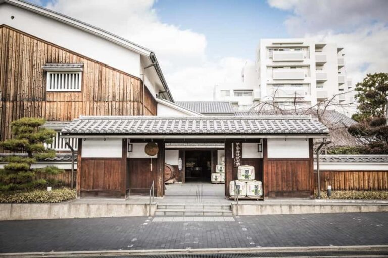 Kobe: Sake Brewery Tour with Sushi Lunch & Tastings - Exploring Kobe’s Sake Heritage