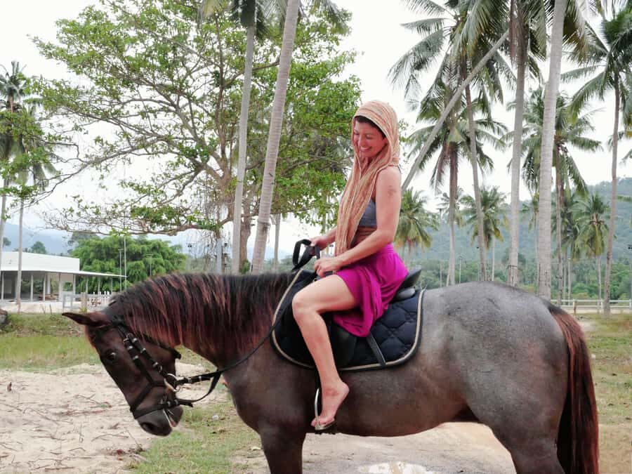 Koh Samui: 1-Hour Horseback Riding on Taling Ngams Shores - The Itinerary in Detail