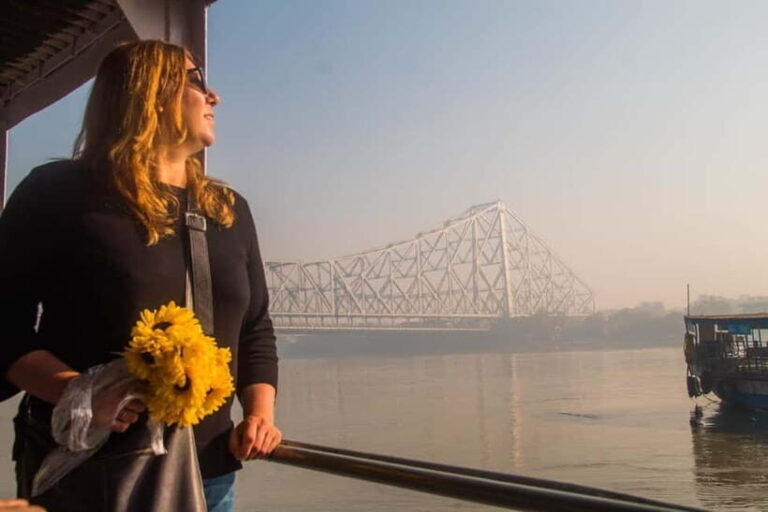 Kolkata: Magic Hour Tour with Breakfast - FAQ