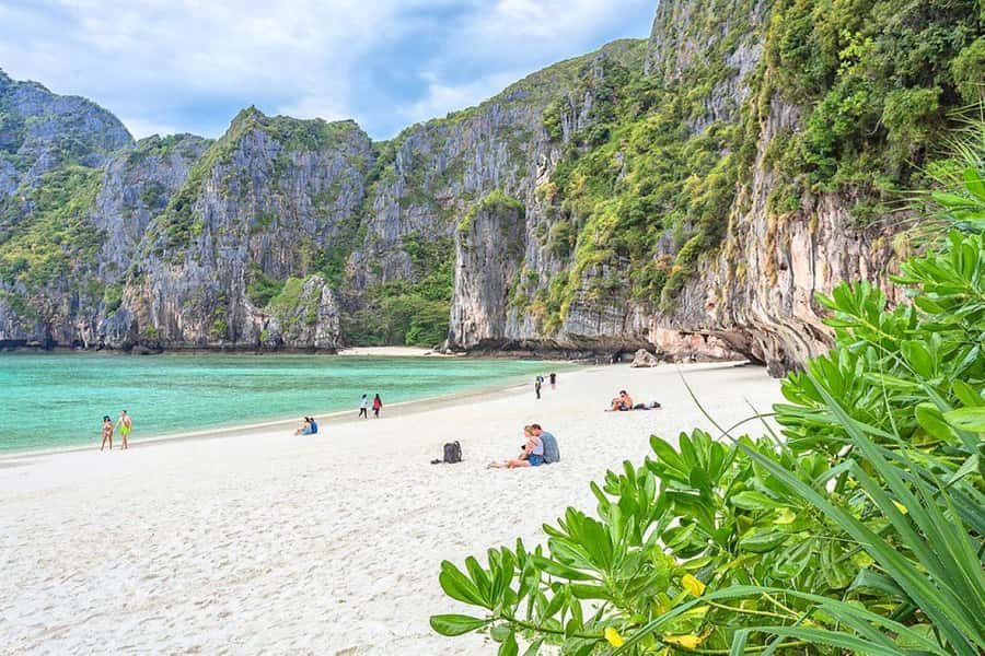 Krabi: Phi Phi Islands Day Trip by Speedboat & Buffet Lunch - The Route and What to Expect