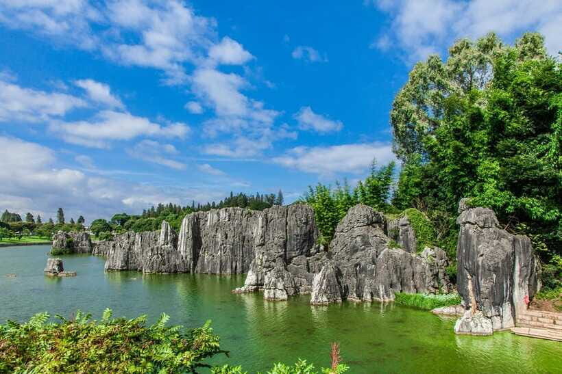 KunmingStone Forest Private Tour:Scenic Walks+Guide Insights - Exploring the Major Stone Forest Area