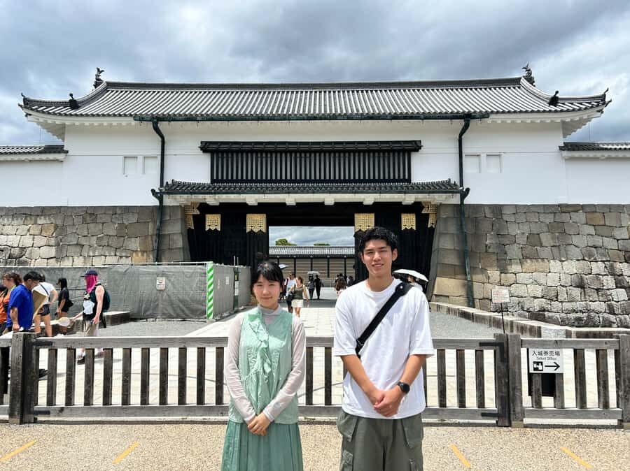 Kyoto: Fushimi Inari Shrine & Nijo Castle Highlights Tour - Practical Details and Tips