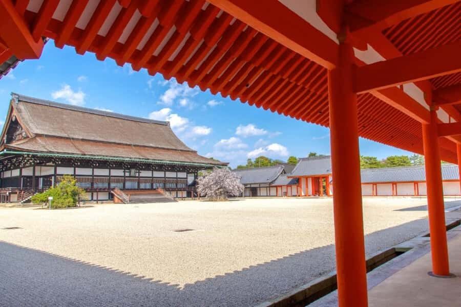 Kyoto. Nijo Castle, Imperial Palace and Geisha Dance Tour - The Value of the Experience